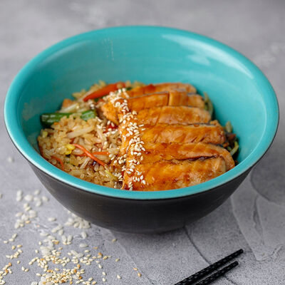 Чахан с форелью в Komugi по цене 730 ₽