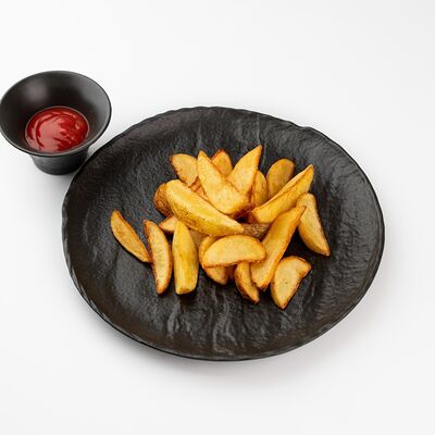 Картофельные дольки с кетчупом в IPPIN - Fusion Panasia по цене 228 ₽