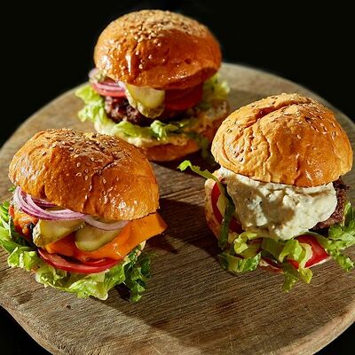 3 Бургера в Двор Помидор по цене 1099