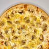 Пицца Жюльен (32 см) в AM YUM по цене 950