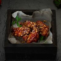 Куриные крылья в соусе BBQ в Камелот