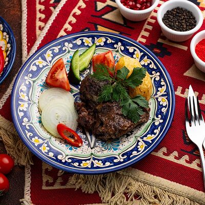 Казан кебаб из говядины в Анхор по цене 710 ₽