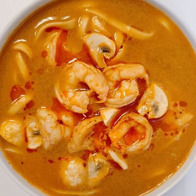 Суп Рамен Том Ям Mi Tomyum в Кафе Pho Ханой по цене 750 ₽