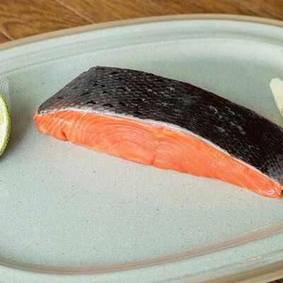 Стейк из дикого лосося маринованный в Мясо & Рыба по цене 1190