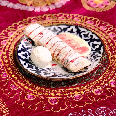 Клубника-ли-нон в Навруз по цене 410 ₽