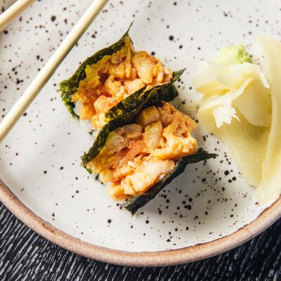 Суши спайси креветка в Only Wine по цене 420 ₽