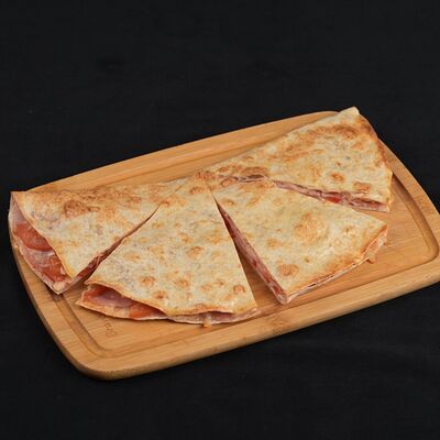 Кесадилья с ветчиной в Евразия по цене 675 ₽