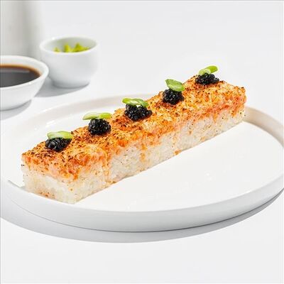 Суши-кейк гриль с лососем в SeabasSushi по цене 1390 ₽