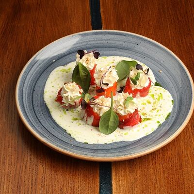 Рулетики из печеного перца в Чайхана по цене 640 ₽