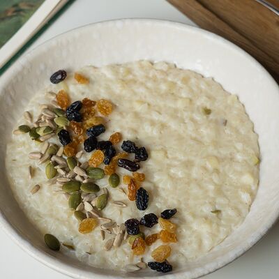 Каша рисовая с яблоком, грушей и корицей в Просвет по цене 490 ₽