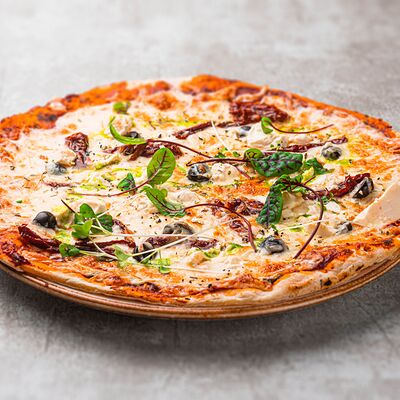 Пицца Греческая в Саттва по цене 580 ₽