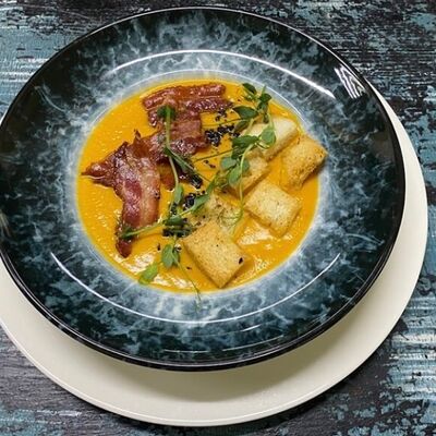 Крем-суп из тыквы с беконом в Усадьба по цене 20 р.