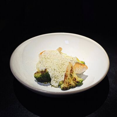 Я-Судак с орзо и брокколи в Культ бар по цене 1200 ₽