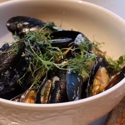 Мидии в соусе Горгонзола в Bella Strada по цене 990 ₽