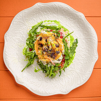 С камчатским крабом и страчателлой в Сорренто by Novikov по цене 1740 ₽