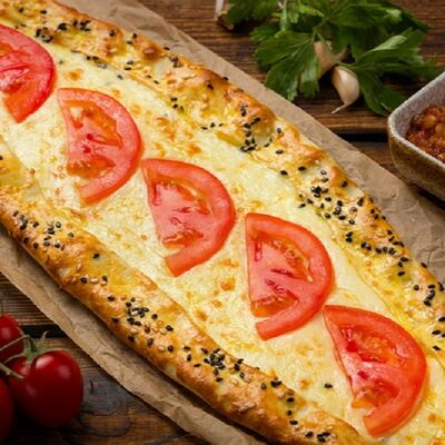 Пиде с сыром в Istanbul Kebab по цене 640 ₽