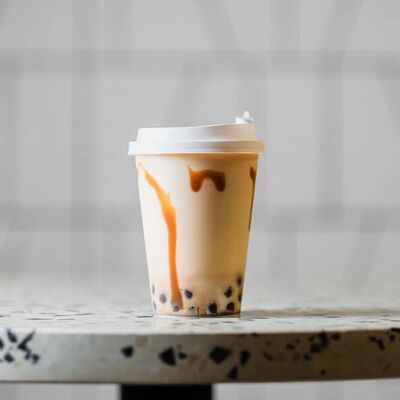 Молочный Bubble Tea с карамелью в Yoki по цене 350 ₽