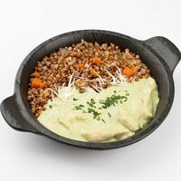 Индейка в соусе брокколи с гречкой и овощами в IPPIN - Fusion Panasia