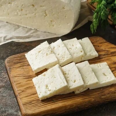 Сыр Брынзав Огонек по цене 385 ₽