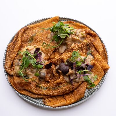 Янд. Блины без глютена с жульеном из индейки в NoSugar bakery по цене 871 ₽