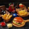 Комбо Бургер сырный, фри, сырные палочки, напиток и соусы в 10strikes halal grill по цене 2484