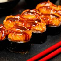 Есико в Вкуси Ролл