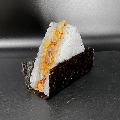 Онигири Бекон-омлет в Поедем поедим по цене 95 ₽