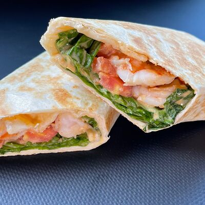 Завертон с креветкой в Булка и Мясо по цене 610 ₽