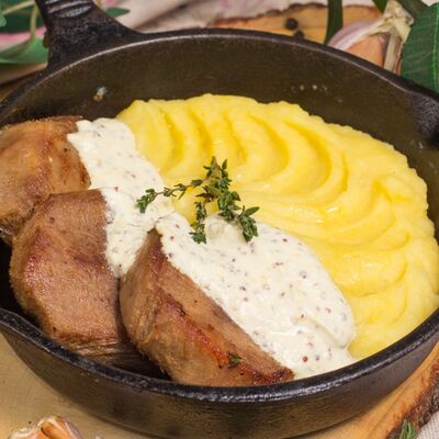 Язык на гриле с соусом в Луиджи & Тосё по цене 539