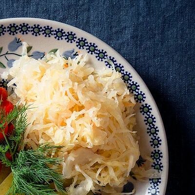 Домашние соленья квашеная капуста в Сыроварня по цене 220 ₽