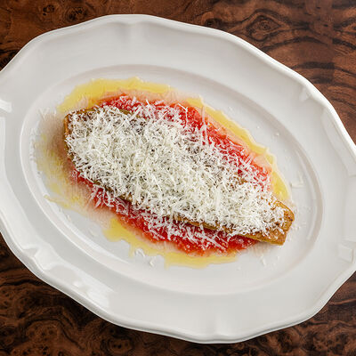 Запечённый баклажан под соусом пан кон в Чочо по цене 650 ₽