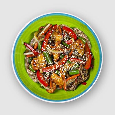Курочка с яичной лапшой в соусе терияки в СУШИБОКС по цене 408 ₽