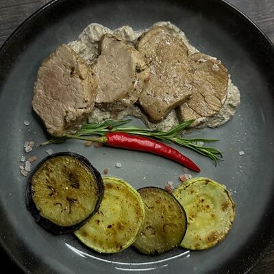 Медальоны из свининыв Вкусное место по цене 900 ₽