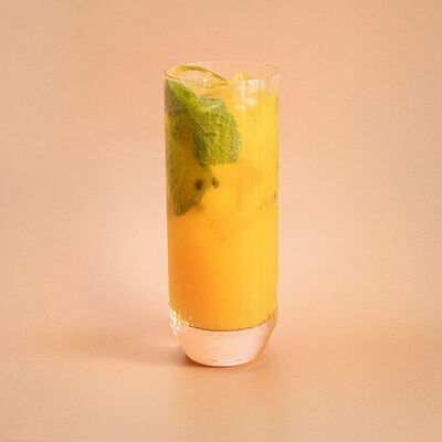 Лимонад Манго-маракуйя в Кулинария Патрик & Мари по цене 352 ₽