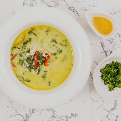 Суп из шпината в Сакура по цене 200 ₽