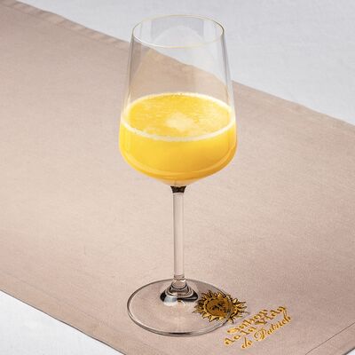 Апельсиновый свежевыжатый сокв Sabor de la Vida по цене 480 ₽