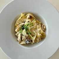 Паста с курицей и грибами в Лето Море Фидель