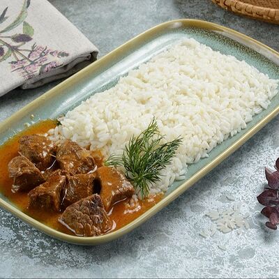 Гуляш из говядины в Кафе уют по цене 525 ₽