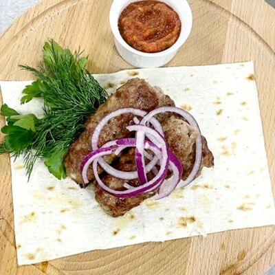 Люля-кебаб из двух видов мяса в На покровке по цене 730 ₽