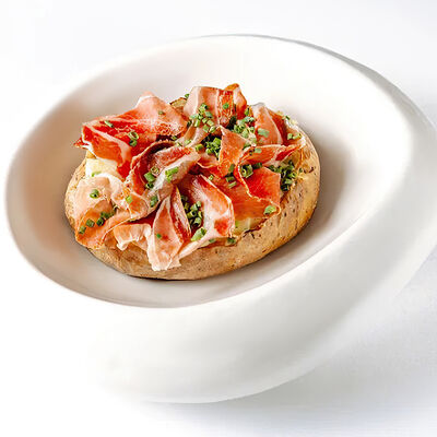 Печеный картофель с костным мозгом и пармойв Dodici Grill по цене 730 ₽