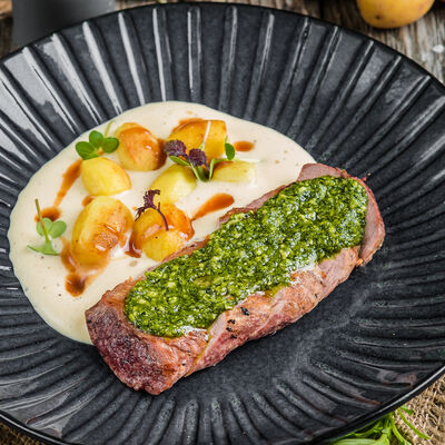 Седло ягненка в Пряности & Радости на Московском по цене 1190 ₽