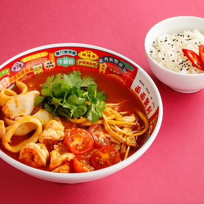 Суп Том ям с морепродуктами в Bao Mochi по цене 820 ₽