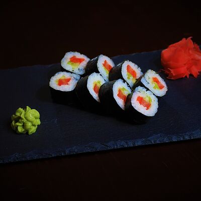 Ролл овощной в ПапаРони по цене 200 ₽