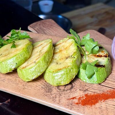 Кабачки на гриле в Татарская Усадьба по цене 260 ₽