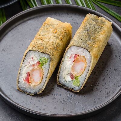 Стрит-ролл с креветкой темпура в Рыба закусывала по цене 589 ₽