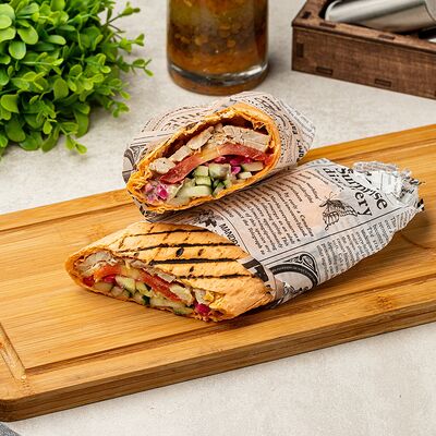 Шаверма в сырном лаваше со свининой в Бухта по цене 410 ₽