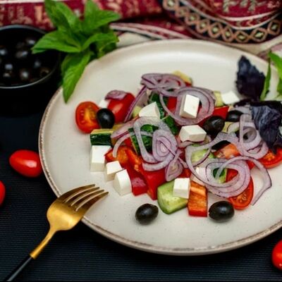 Салат Греческий в 17 шампуров по цене 520 ₽