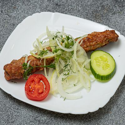 Люля-кебаб без гарнира в Исфара по цене 277 ₽