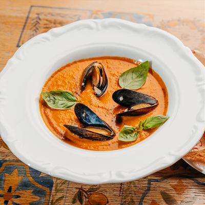 Томатный суп с морепродуктами в У БЕЛЛУЧЧИ круче по цене 795 ₽