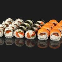 Сет Сакура в Sushi Kama